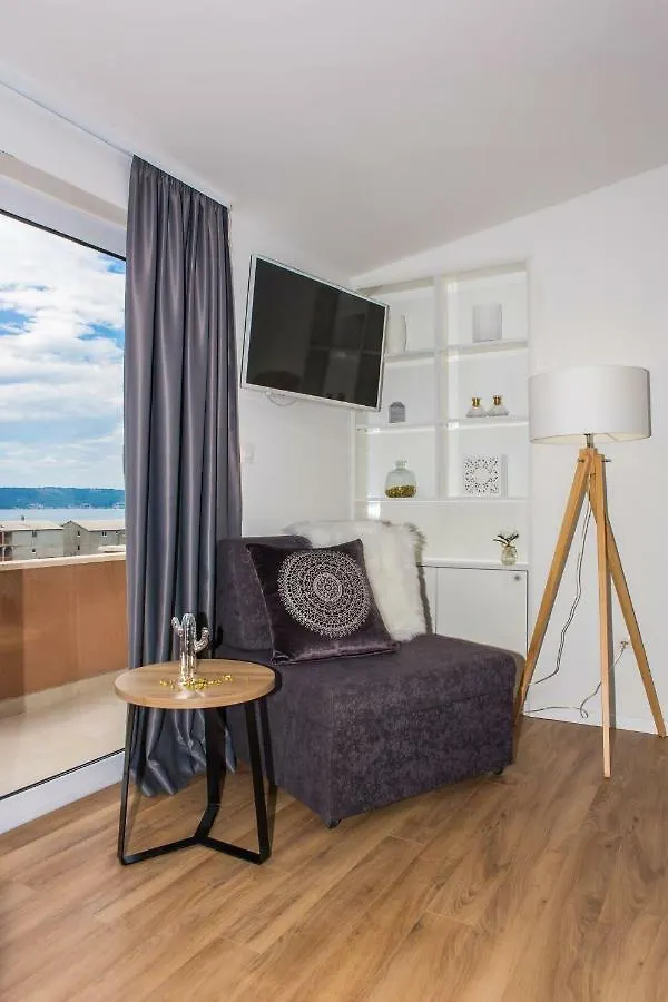 Apartmani Ana Kastela Apartment